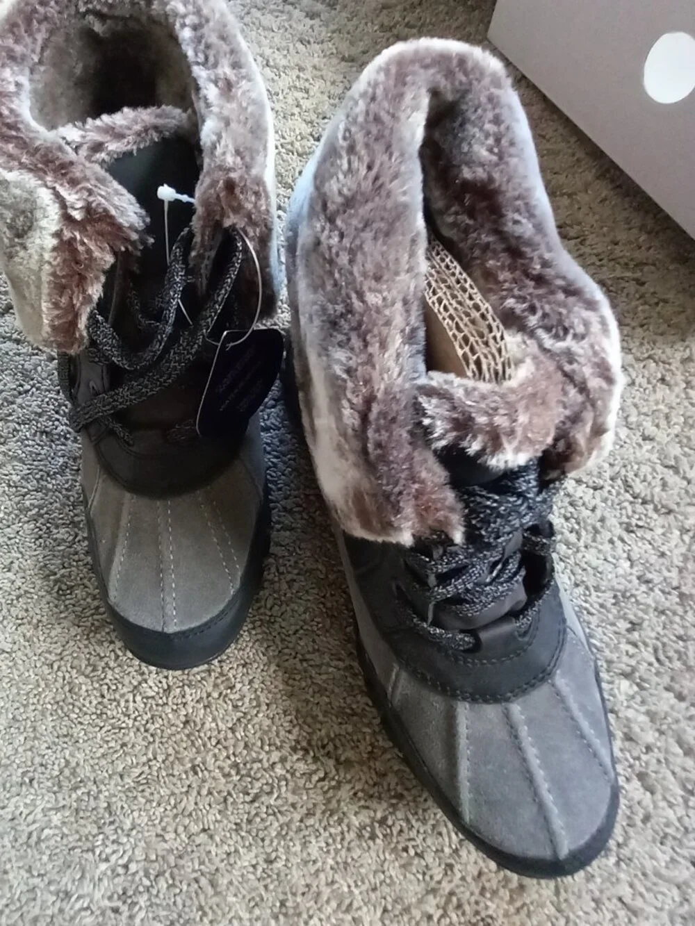 Easy Spirit Women's Nuria Snow Boot, Medium Grey/Multi Suede, 6 M US